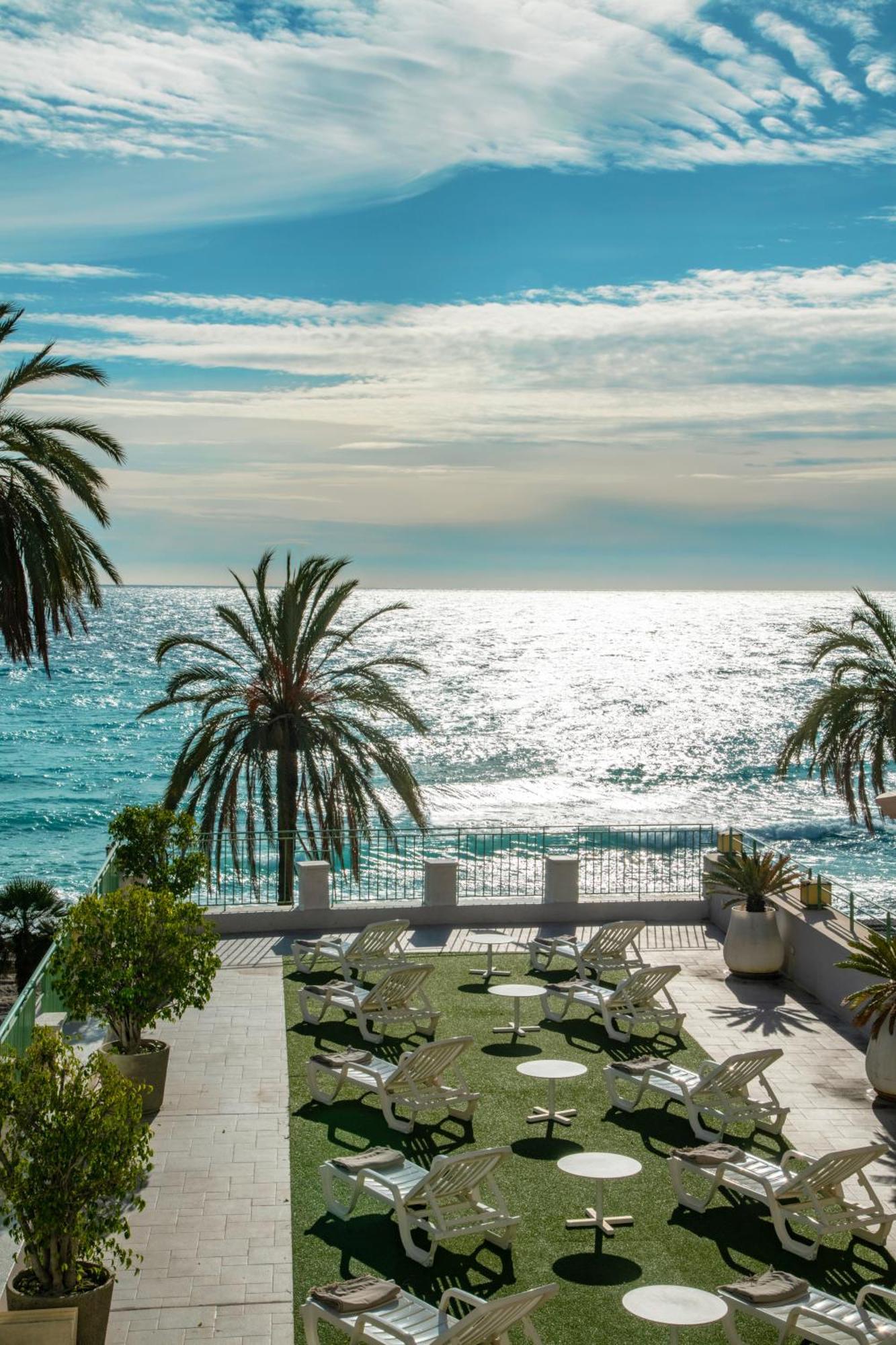 Hotel Vendome Menton - Reouverture ภายนอก รูปภาพ