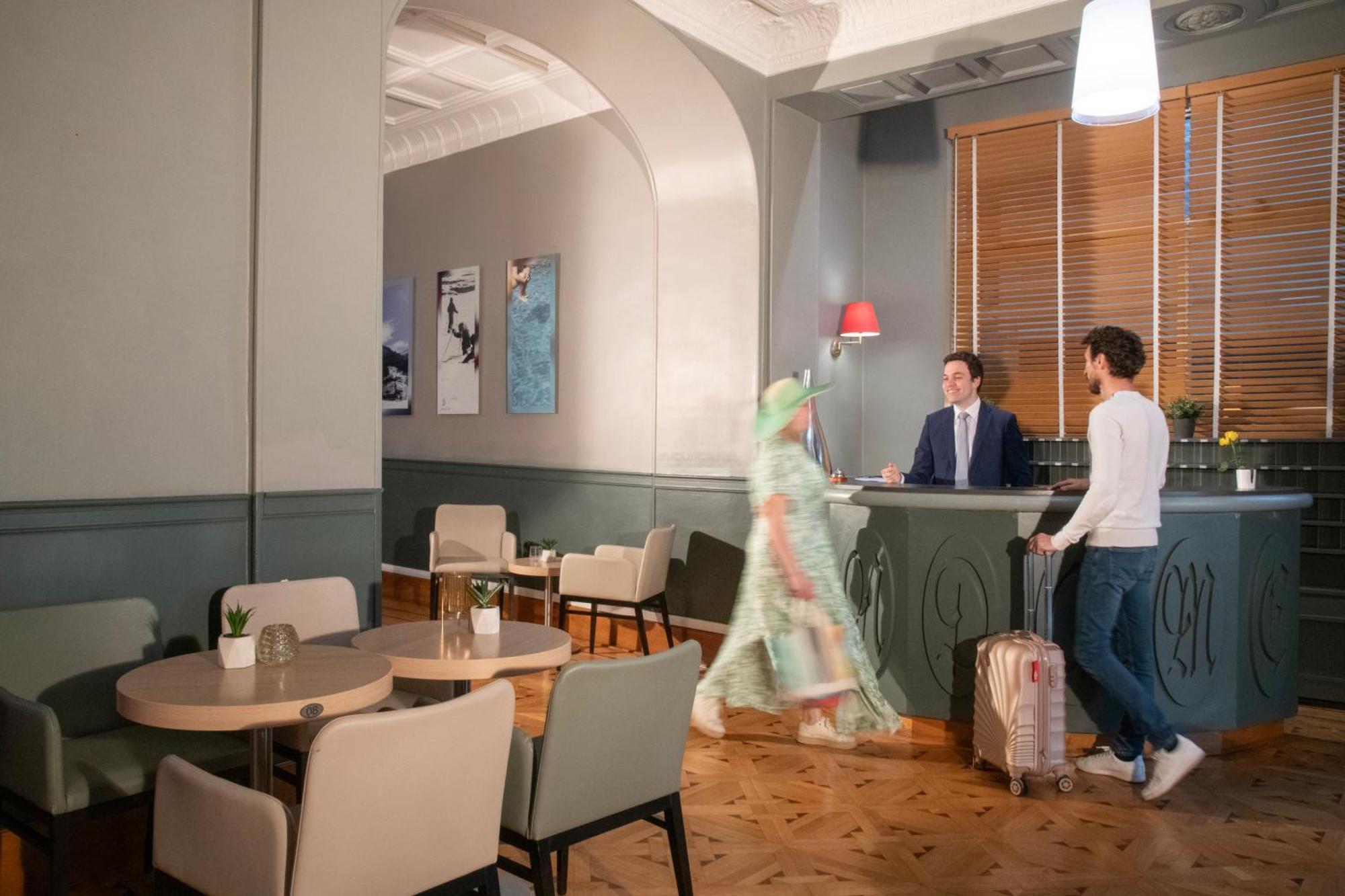 Hotel Vendome Menton - Reouverture ภายนอก รูปภาพ