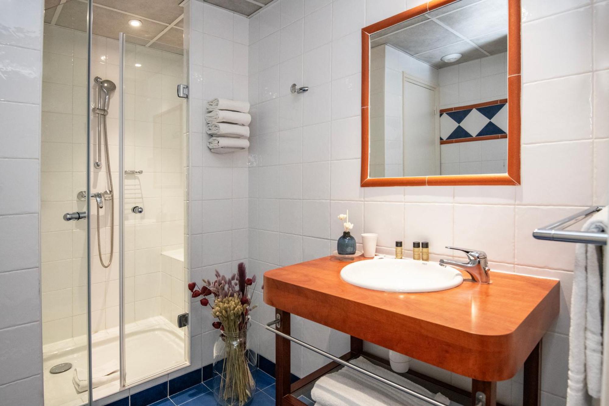 Hotel Vendome Menton - Reouverture ภายนอก รูปภาพ