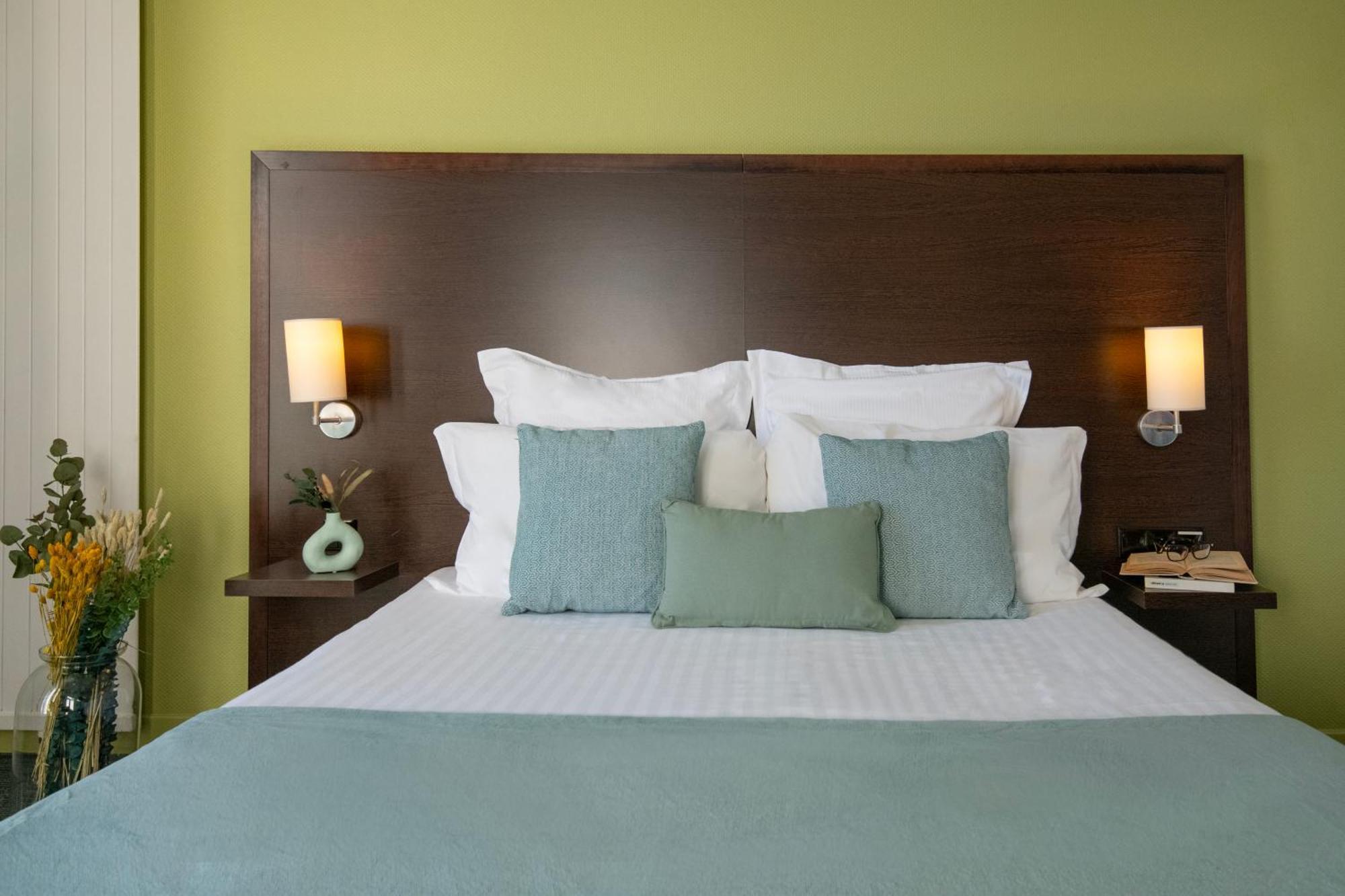 Hotel Vendome Menton - Reouverture ภายนอก รูปภาพ